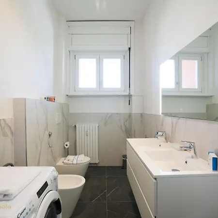 Apartment Moscova 2 *