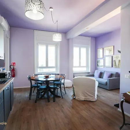 Moscova 2 Apartment *